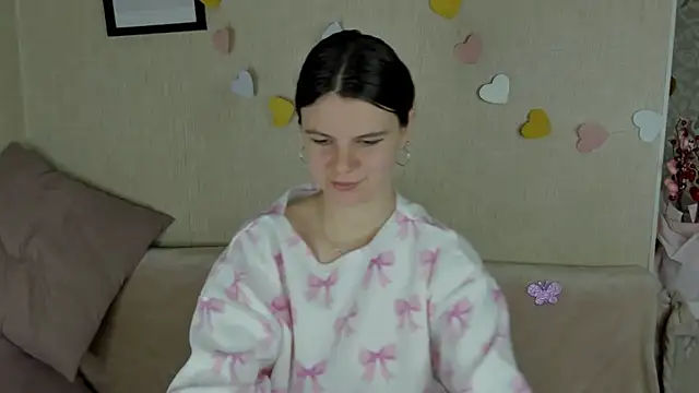 Zorianaa online show from March 5, 2026, 9:55 pm