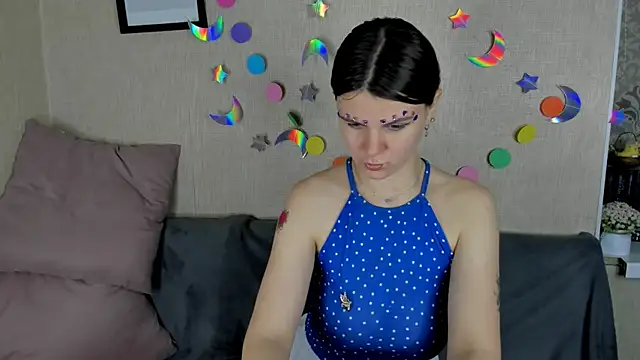 Zorianaa online show from May 22, 2026, 8:47 pm