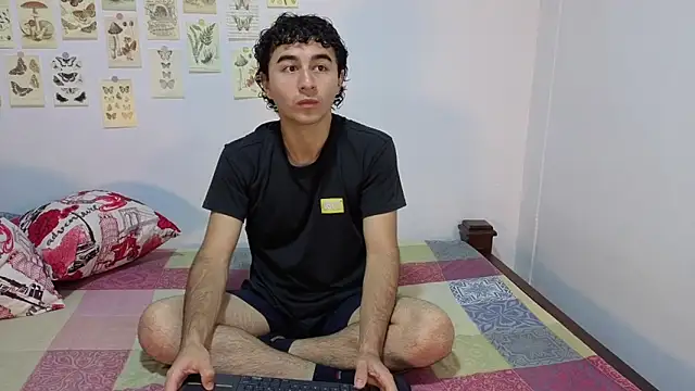 Raven Eclipse online show from April 17, 2026, 4:32 pm