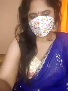 mouni499 online show from June 7, 2026, 9:24 am