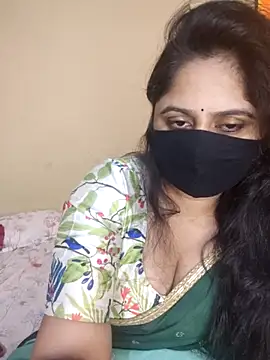 mouni499 online show from June 16, 2026, 7:33 am