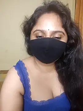 mouni499 online show from June 18, 2026, 9:30 pm