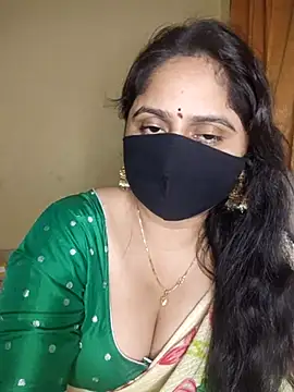 mouni499 online show from July 17, 2026, 2:24 pm