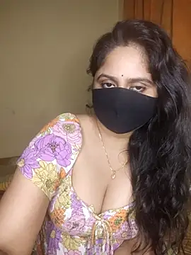 mouni499 online show from July 28, 2026, 8:34 pm