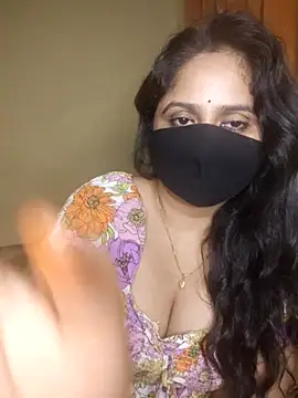 mouni499 online show from July 28, 2026, 8:52 pm