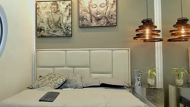 Snapshot of kendra_london chatting on June 10, 2026, 12:11 am kendra london online show from June 10, 2026, 12:11 am