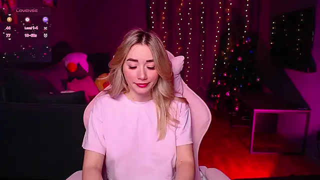 Rosie Mac online show from January 11, 2026, 11:32 pm