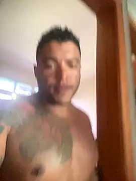 Snapshot of reidosuco chatting on December 2, 2025, 11:37 am reidosuco online show from December 2, 2025, 11:37 am