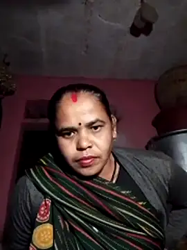 Snapshot of Hot_reeji8 chatting on December 18, 2025, 7:31 pm Hot reeji8 online show from December 18, 2025, 7:31 pm