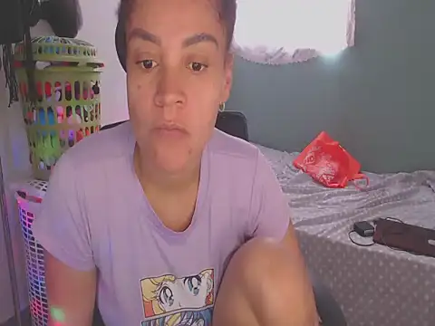 Snapshot of shayna_cute chatting on June 16, 2026, 8:55 pm shayna cute online show from June 16, 2026, 8:55 pm