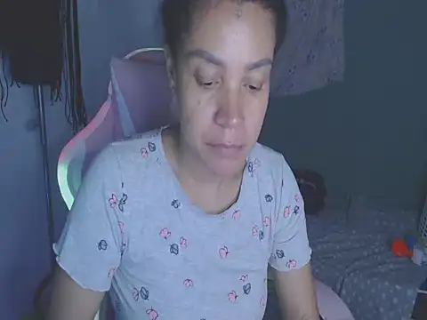 shayna cute online show from August 5, 2026, 12:02 am