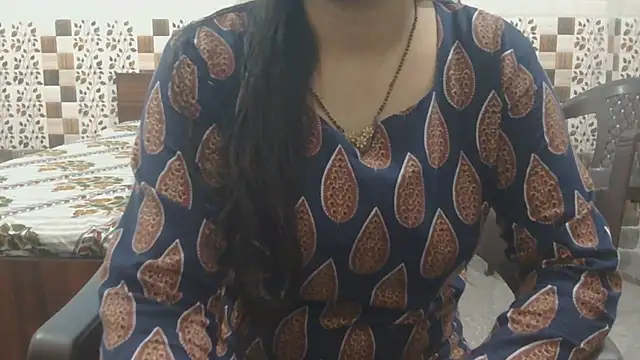 Sneha lovely01 online show from June 28, 2026, 3:40 pm
