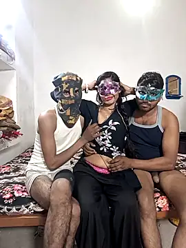 Real-Family online show from December 4, 2025, 5:21 pm