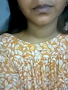 Snapshot of Neha533 chatting on April 3, 2026, 6:50 pm Neha533 online show from April 3, 2026, 6:50 pm