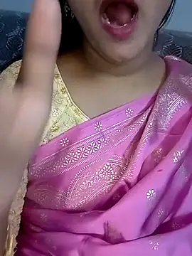 Snapshot of Neha533 chatting on April 8, 2026, 5:46 pm Neha533 online show from April 8, 2026, 5:46 pm