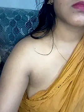 Snapshot of Neha533 chatting on April 15, 2026, 7:58 pm Neha533 online show from April 15, 2026, 7:58 pm