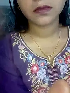 Snapshot of Neha533 chatting on April 20, 2026, 6:20 pm Neha533 online show from April 20, 2026, 6:20 pm