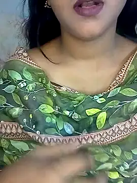 Snapshot of Neha533 chatting on May 9, 2026, 6:35 pm Neha533 online show from May 9, 2026, 6:35 pm