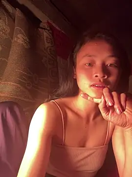 Li ve online show from March 8, 2026, 2:43 pm