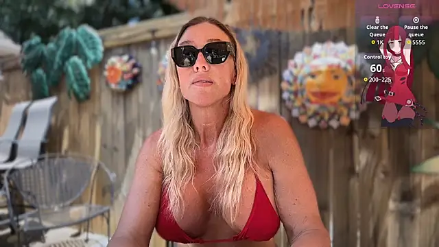ChrisTinaBruce online show from July 5, 2026, 5:09 pm