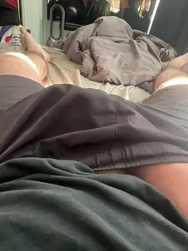 adamblunt59 online show from April 9, 2026, 6:41 am