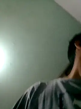 Yerackhip online show from December 16, 2025, 5:29 pm