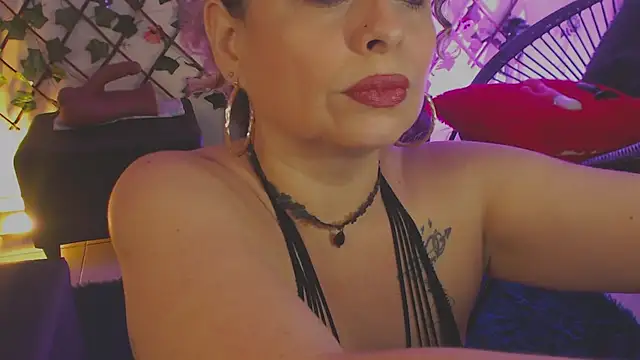 katjohanna online show from July 1, 2026, 4:25 am