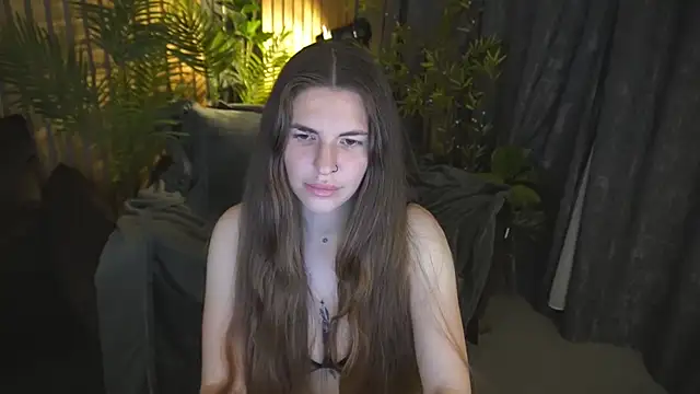 Snapshot of DanielaReign chatting on November 25, 2025, 2:06 pm DanielaReign online show from November 25, 2025, 2:06 pm