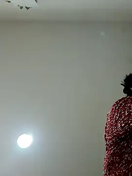 Snapshot of PaulinaLondra2 chatting on November 9, 2025, 1:42 pm PaulinaLondra2 online show from November 9, 2025, 1:42 pm