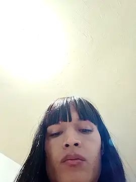 Snapshot of PaulinaLondra2 chatting on November 10, 2025, 1:48 am PaulinaLondra2 online show from November 10, 2025, 1:48 am