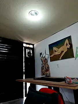 Snapshot of PaulinaLondra2 chatting on November 27, 2025, 12:40 pm PaulinaLondra2 online show from November 27, 2025, 12:40 pm