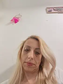 Yourdreams666999 online show from June 3, 2026, 12:24 am