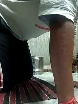 Snapshot of naughtyboyjii chatting on November 7, 2025, 4:12 am naughtyboyjii online show from November 7, 2025, 4:12 am