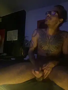 Antoniobiague online show from April 9, 2026, 12:10 am