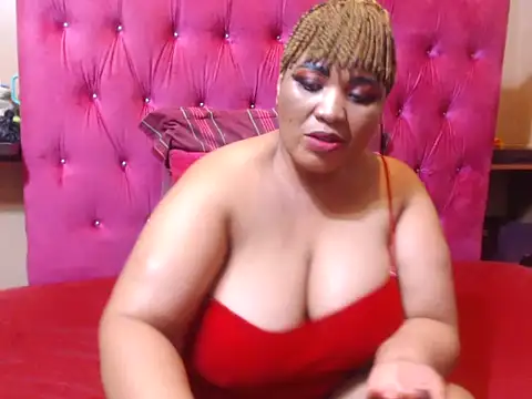 HUGE BUSTY EBONY online show from April 24, 2026, 5:26 pm