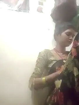 Jooli cuty online show from November 13, 2025, 4:28 pm