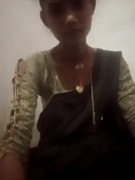 Jooli cuty online show from December 15, 2025, 10:41 am