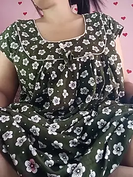 Snapshot of Saniya76 chatting on June 15, 2026, 3:47 pm Saniya76 online show from June 15, 2026, 3:47 pm