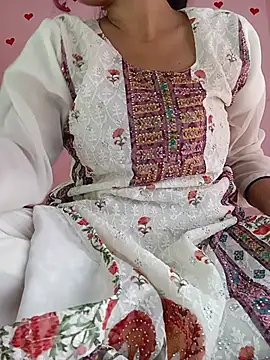 Snapshot of Saniya76 chatting on June 19, 2026, 3:49 pm Saniya76 online show from June 19, 2026, 3:49 pm