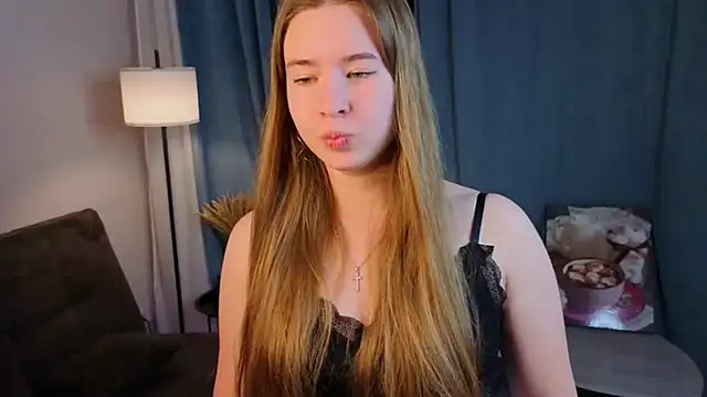 MowasaBritten online show from December 15, 2025, 2:43 pm