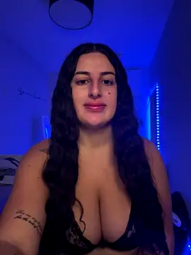 jojoa23 online show from November 18, 2025, 11:03 am