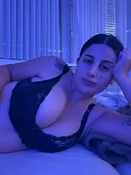 jojoa23 online show from February 20, 2026, 1:44 pm