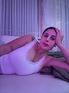 jojoa23 online show from February 25, 2026, 11:42 am