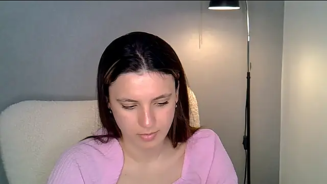 Snapshot of KiraHoney chatting on May 12, 2026, 10:12 am KiraHoney online show from May 12, 2026, 10:12 am