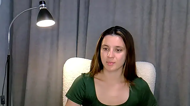 Snapshot of KiraHoney chatting on June 25, 2026, 10:03 pm KiraHoney online show from June 25, 2026, 10:03 pm