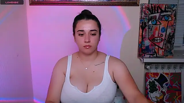 AlinaDoll  online show from June 30, 2026, 7:09 am