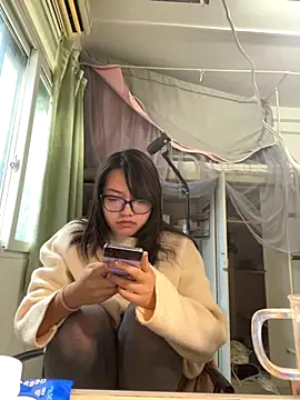 Snapshot of 99EE-yy chatting on November 21, 2025, 6:34 am 99EE-yy online show from November 21, 2025, 6:34 am