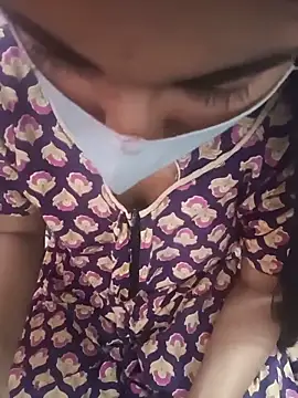 Snapshot of Tamil_White_Rose chatting on June 21, 2026, 8:55 pm Tamil White Rose online show from June 21, 2026, 8:55 pm