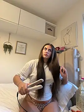 Snapshot of ArabellaAngelll chatting on November 11, 2025, 3:34 pm ArabellaAngelll online show from November 11, 2025, 3:34 pm