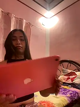 Philina thi online show from November 18, 2025, 3:05 pm